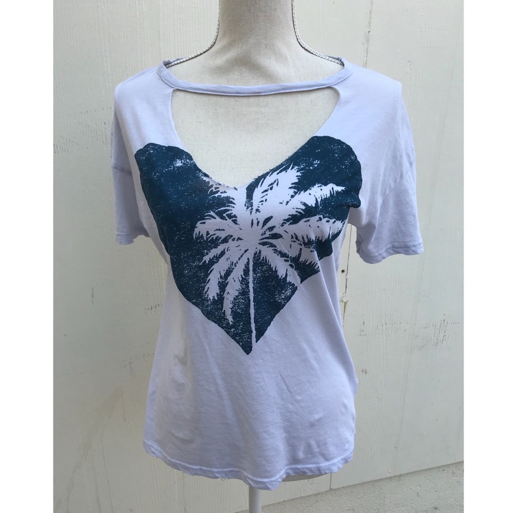 🆕 with out tags palm tree 🌴❤️ tshirt